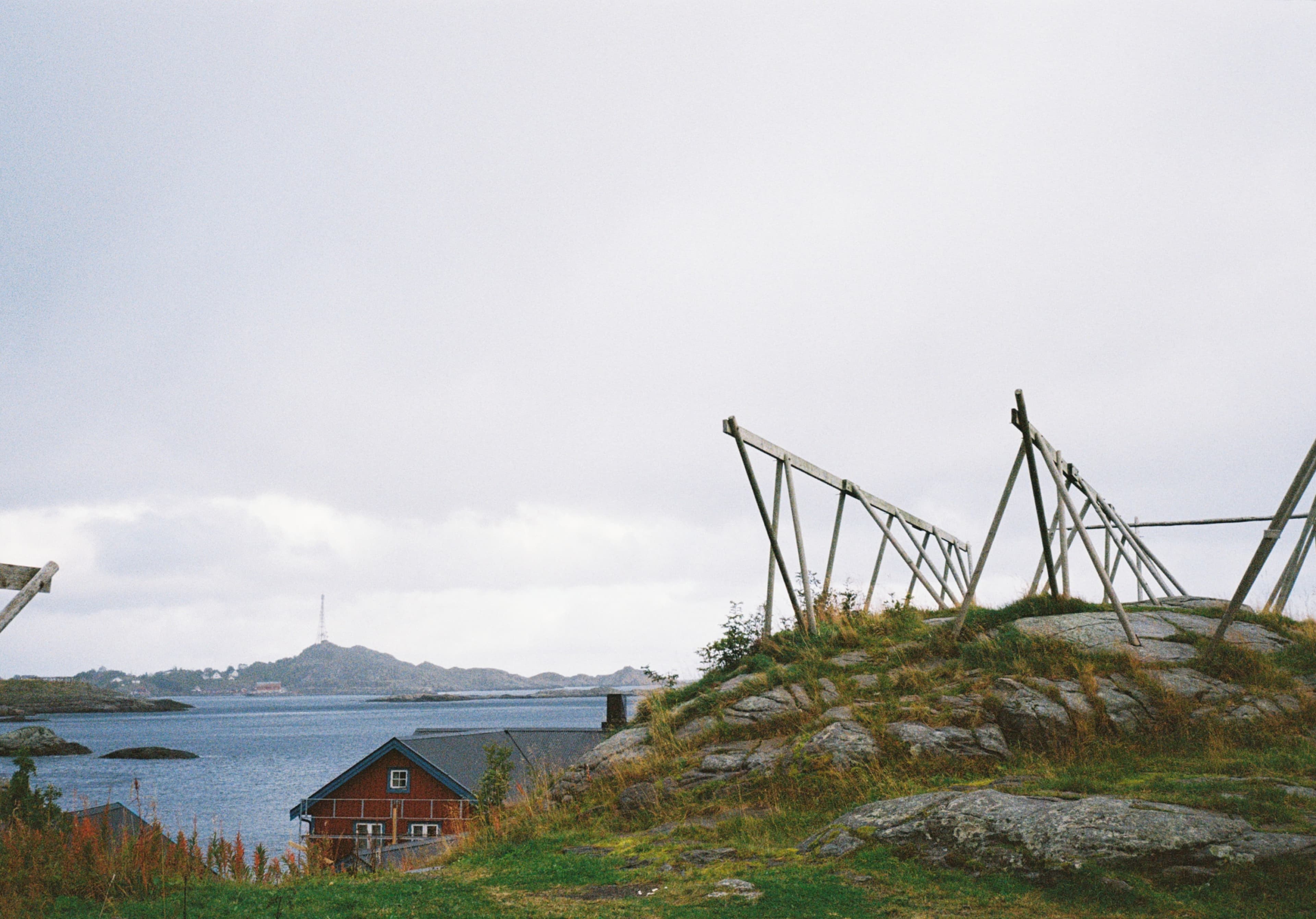 Fiskehjeller og utmark ved Å